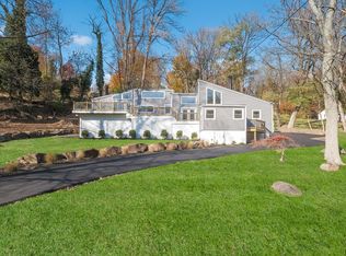 3913 Gradyville Rd, Newtown Square, PA 19073