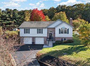 686 Wynonah Dr, Auburn, PA 17922
