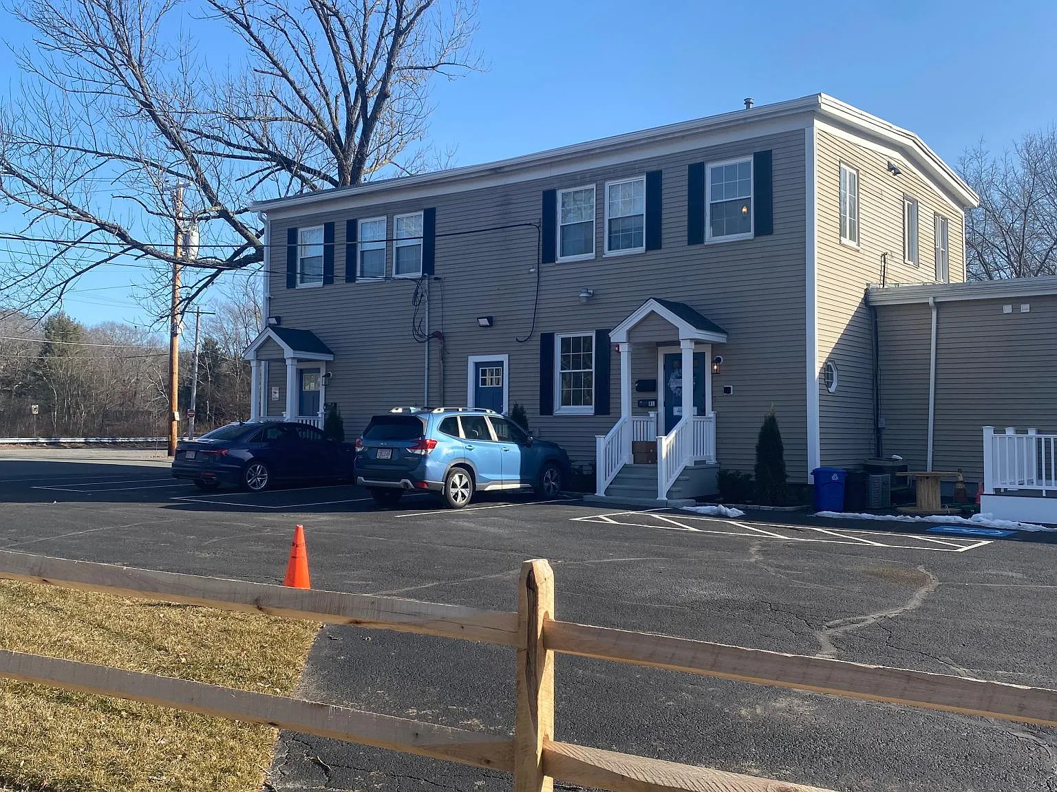 2 bed, 600 sqft, $2,000 — Photo 1