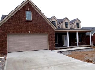 2206 Somersly Pl, Louisville, KY 40245