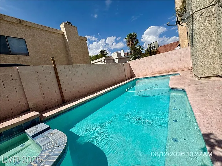8621 Lyla Rae Cir — Photo 37