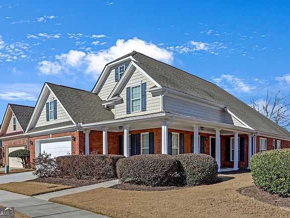 2nd image of 2055 Hickory Station Cir