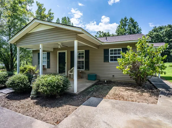 79 Berry Ln, Florence, AL 35633