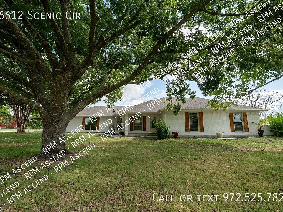 16612 Scenic Cir