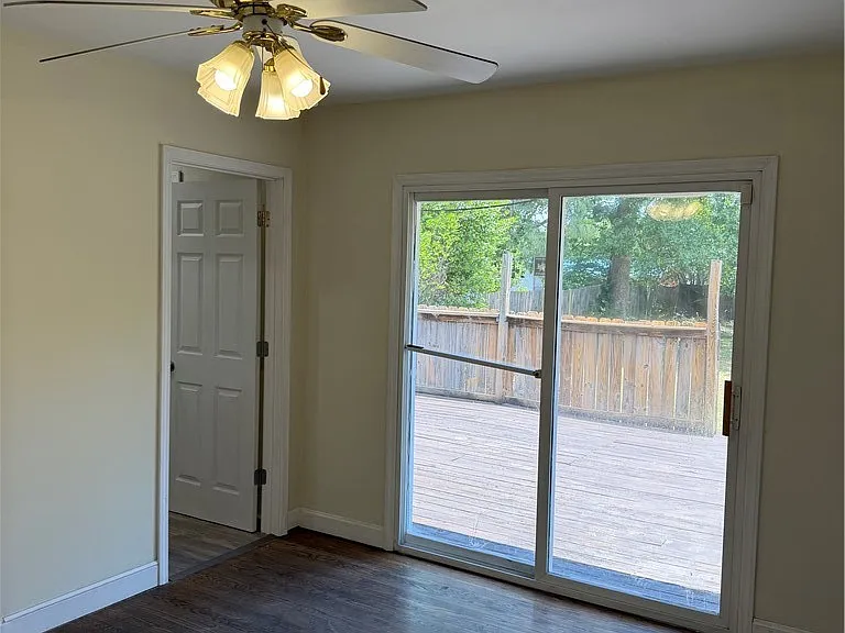 3325 Boone Trl — Photo 9