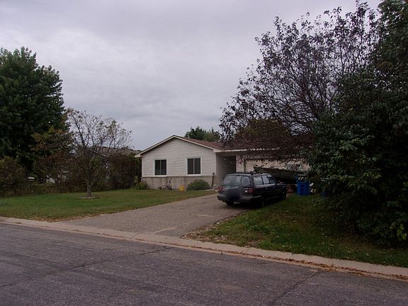 2nd image of 805 Dogwood St SW