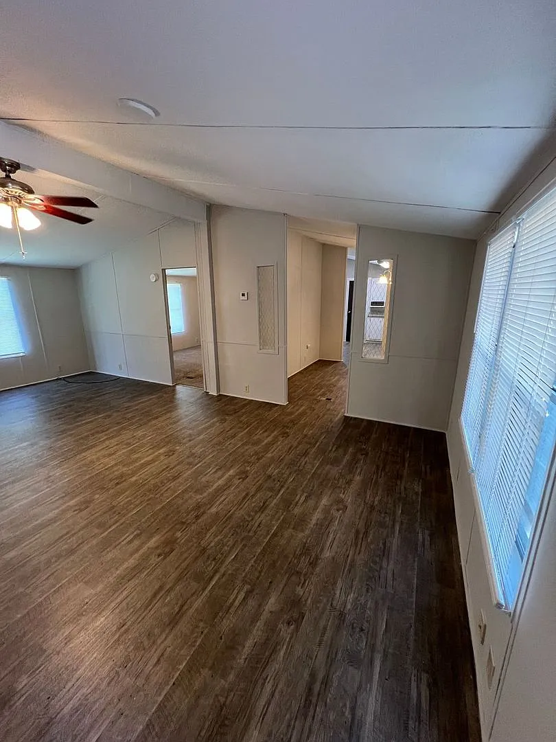 Comfortable 3BR Home in Sought-After Buford City Schools — Photo 2