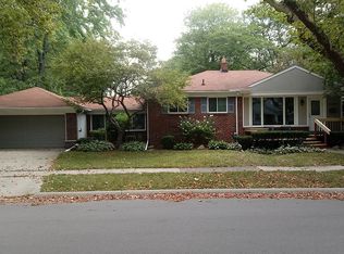 1595 E Melton Rd, Birmingham, MI 48009