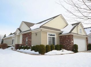 2727 Oak Ridge Trl, Woodbury, MN 55125