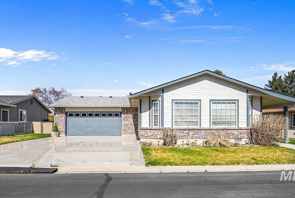 1st image of 1100 Burnett Dr #337
