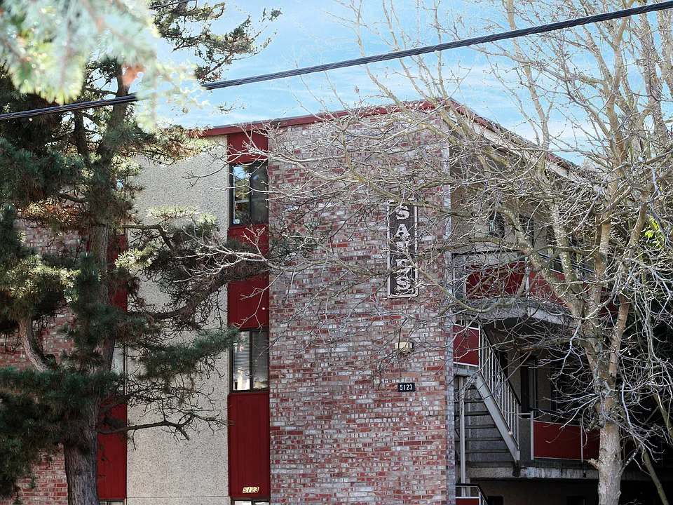 Sands Apartments