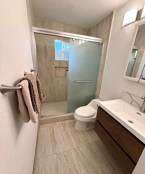 3942 Manzanita Dr — Photo 4
