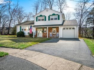 9 Rose Ct, Dover, NJ 07801