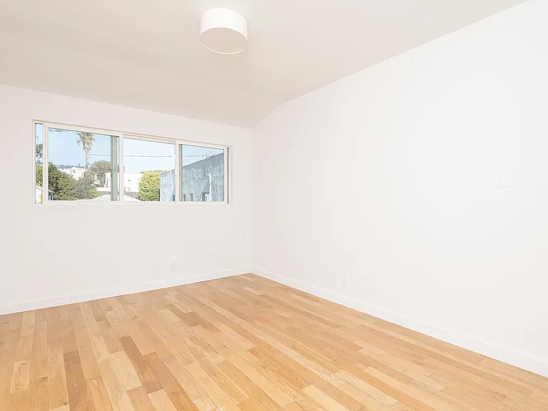 1341 S Burnside Ave #3A — Photo 13