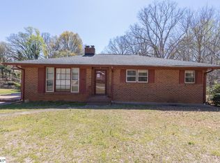 200 Henderson Ln, Laurens, SC 29360
