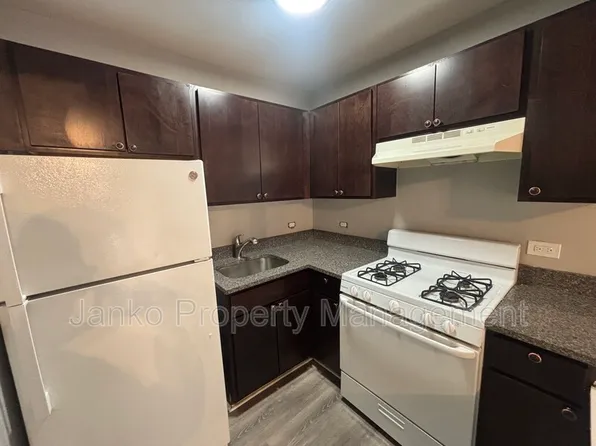 3343 Commercial Ave #6, Chicago Heights, IL 60411