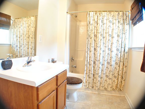 Upstairs bathroom