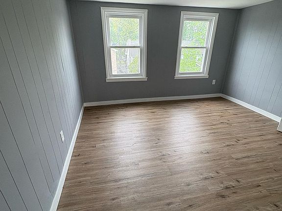 4th image of 11 Cliff Hill Pl Floor 1