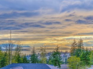 913 Whitewater Dr, Bellingham, WA 98229