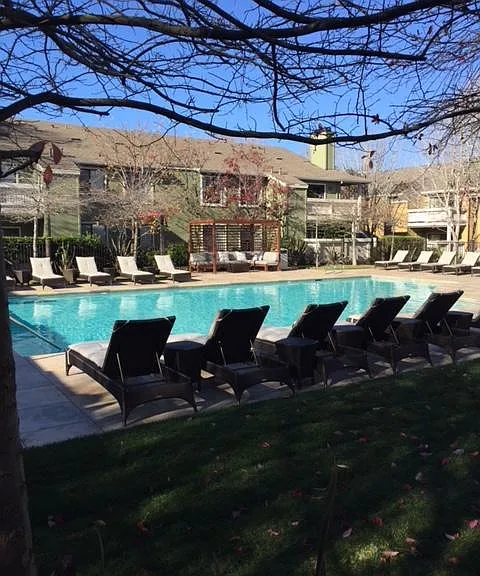 40 Schooner Ct — Photo 16