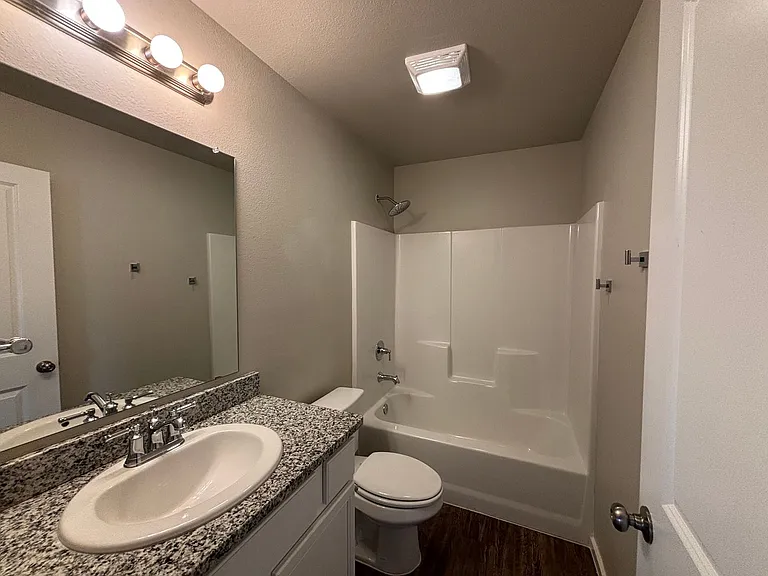 3506 Trenton Ave — Photo 10