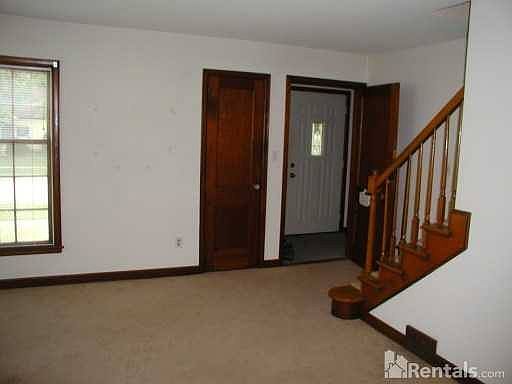3rd image of 1795 Orange Ave E