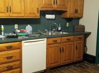 816 N Ironstone Dr, Boyertown, PA 19512