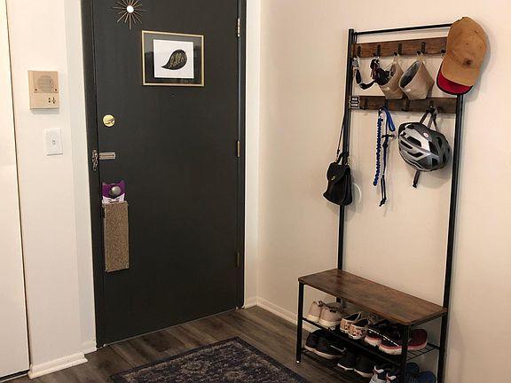 5th image of 220 N 1st St APT F1