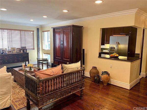 3rd image of 14934 Dickens St APT 14