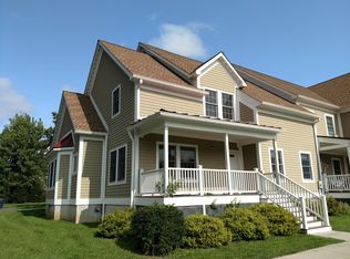 11 Reilly Ln, Red Hook, NY 12571