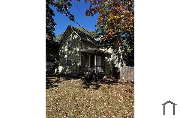 524 Haungs Ave photo 1