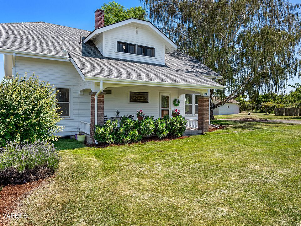 61 Nash Rd, Tieton, WA 98947 Zillow