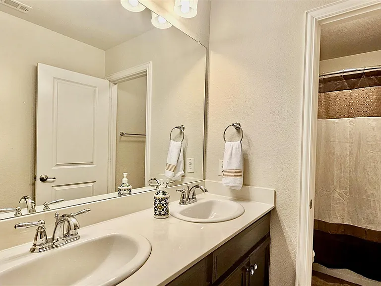 7324 Clementine Dr — Photo 27