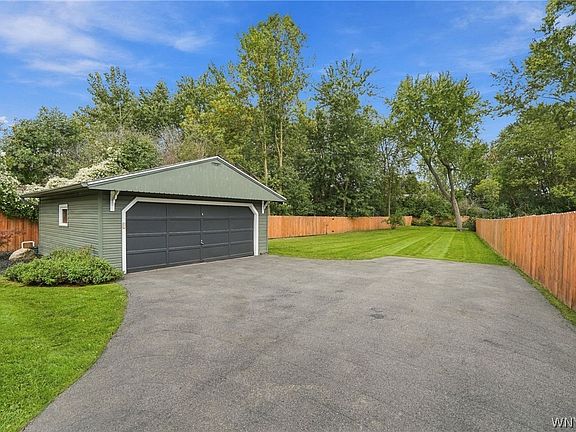 4th image of 387 Frankhauser Rd