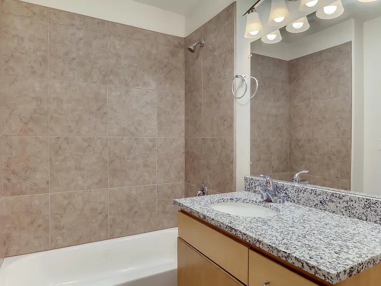 2400 Marie Park Dr NE — Photo 8