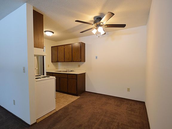 5th image of 2965 Country Dr APT 210