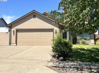 2429 SW Leo St, McMinnville, OR 97128