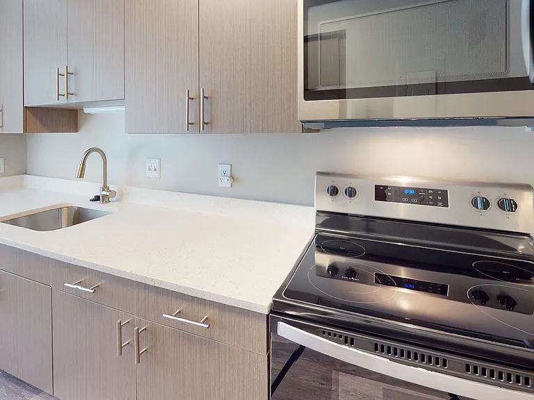 Seneca Place — Photo 126