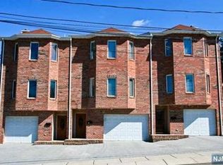 45C W Columbia Ave, Palisades Park, NJ 07650