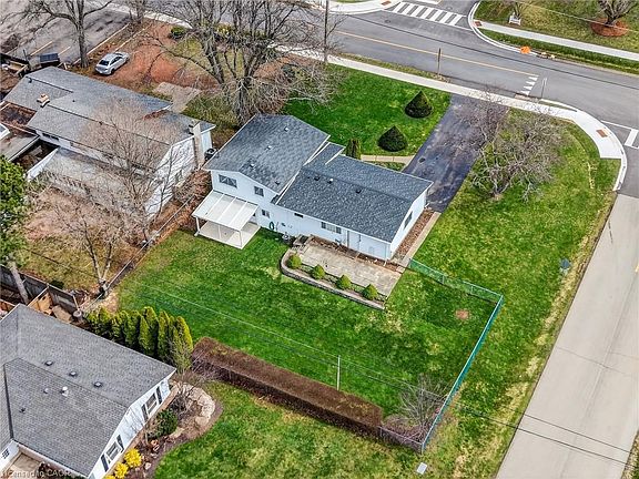 4th image of 6 Nelles Rd S