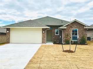 20684 Brush Creek Blvd, Harrah, OK 73045