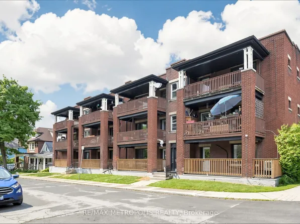 43 Albert St #Basement, Hamilton, ON L8M 2Y1