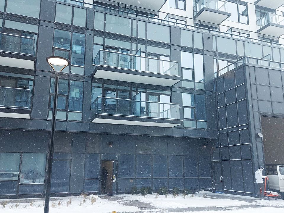 1st image of 7439 Kingston Rd #817