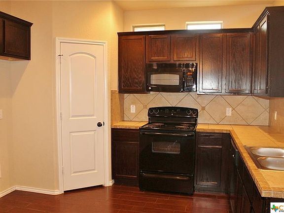 4th image of 310 Rosalie Dr