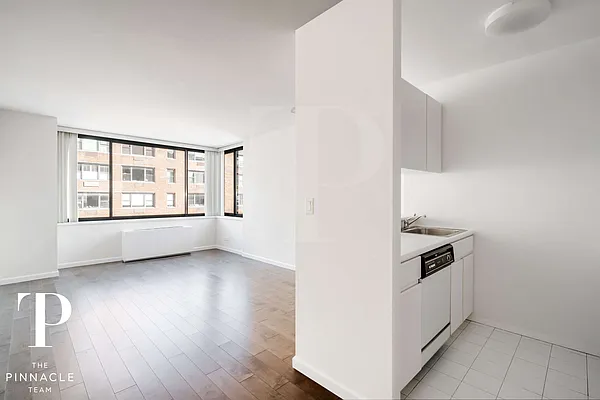 Rented by Compass | media 12