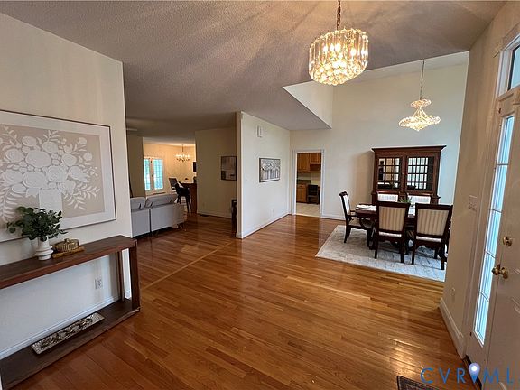 4th image of 4249 Cedar Creek Ln