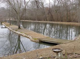 143 Granny Ln, Puryear, TN 38251