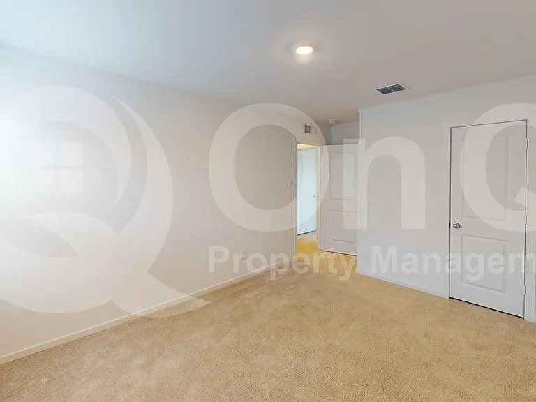 209 Adelina Dr — Photo 12