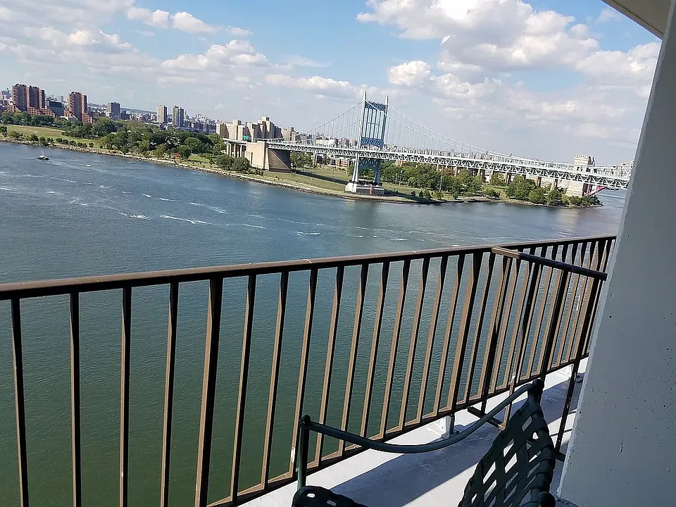 25-40 Shore Blvd #5R
