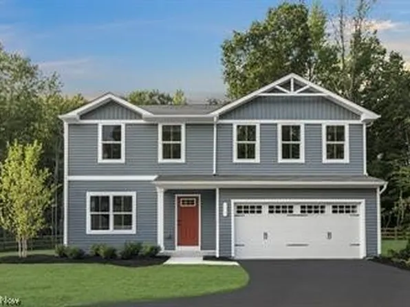 104 Zenith Ct, Eastlake, OH 44095